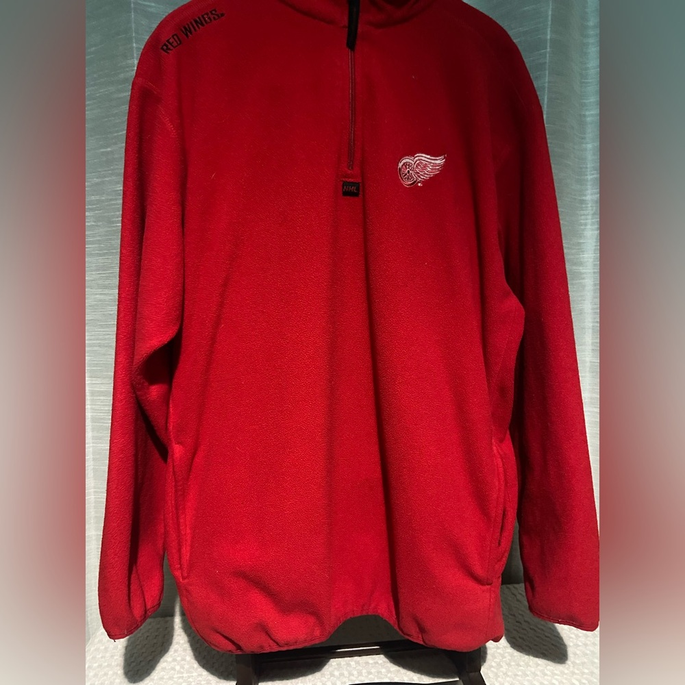 Red Wings Men's Red Zip-Up Sweater
